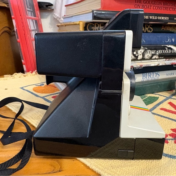 Vintage Polaroid OneStep SX-70 Land Camera with a Q-Light Flash attachment - Picture 3 of 11